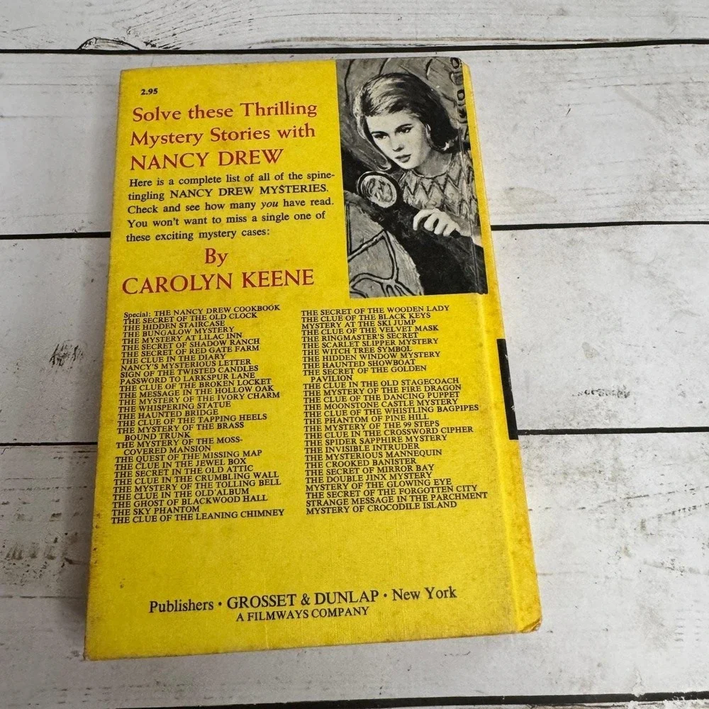 The Clue in the Diary Carolyn Keene 1962 Revised Edition Nancy‎ Drew Mystery